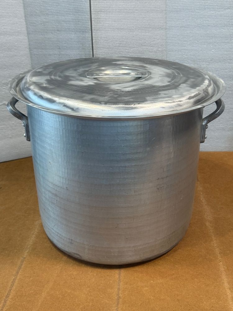 ◆◆◆お ◆◆◆アルミ 蓋つき 寸胴鍋 品