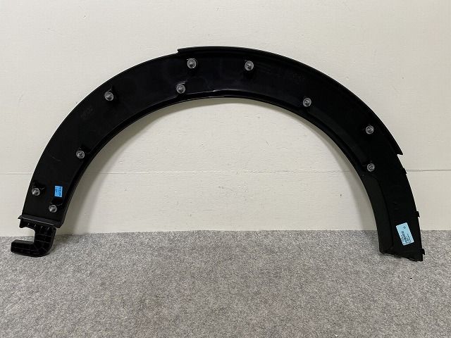 新品!MINI/ミニ F55/F56/F57 純正 左 フロント フェンダーアーチモール/オーバーフェンダー 5177 7 300 819 51777300819 素地 MINI(144214)
