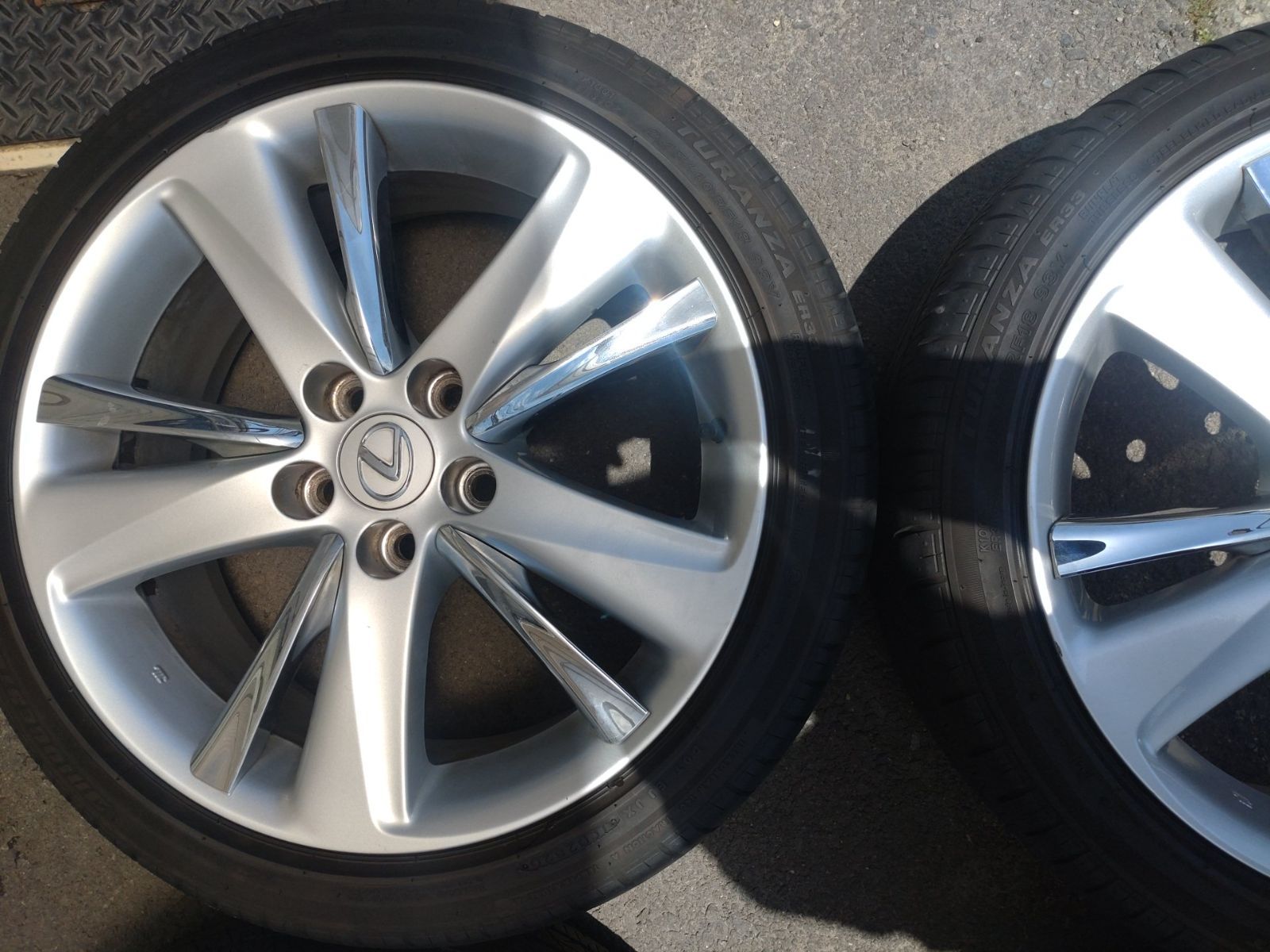 245|40R18 4本セット