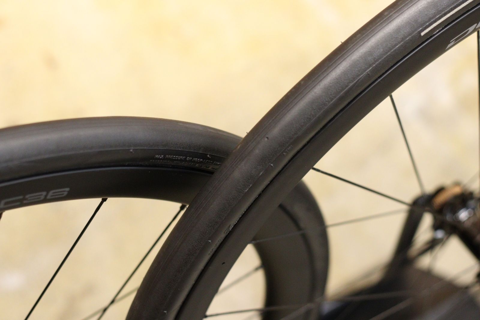 シマノ SHIMANO デュラエース DURA-ACE WH-R9270 C36 TL カーボン チューブレス ホイールセット シマノ12S 立川店 BRIGHTFACE_UK