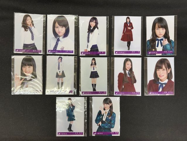 乃木坂46 - 乃木坂46 白石麻衣　高山一実　サイン入り生写真　クルージング 乃木坂46 白石麻衣 高山一実 22nd制服 コスプレ衣装 - Costowns