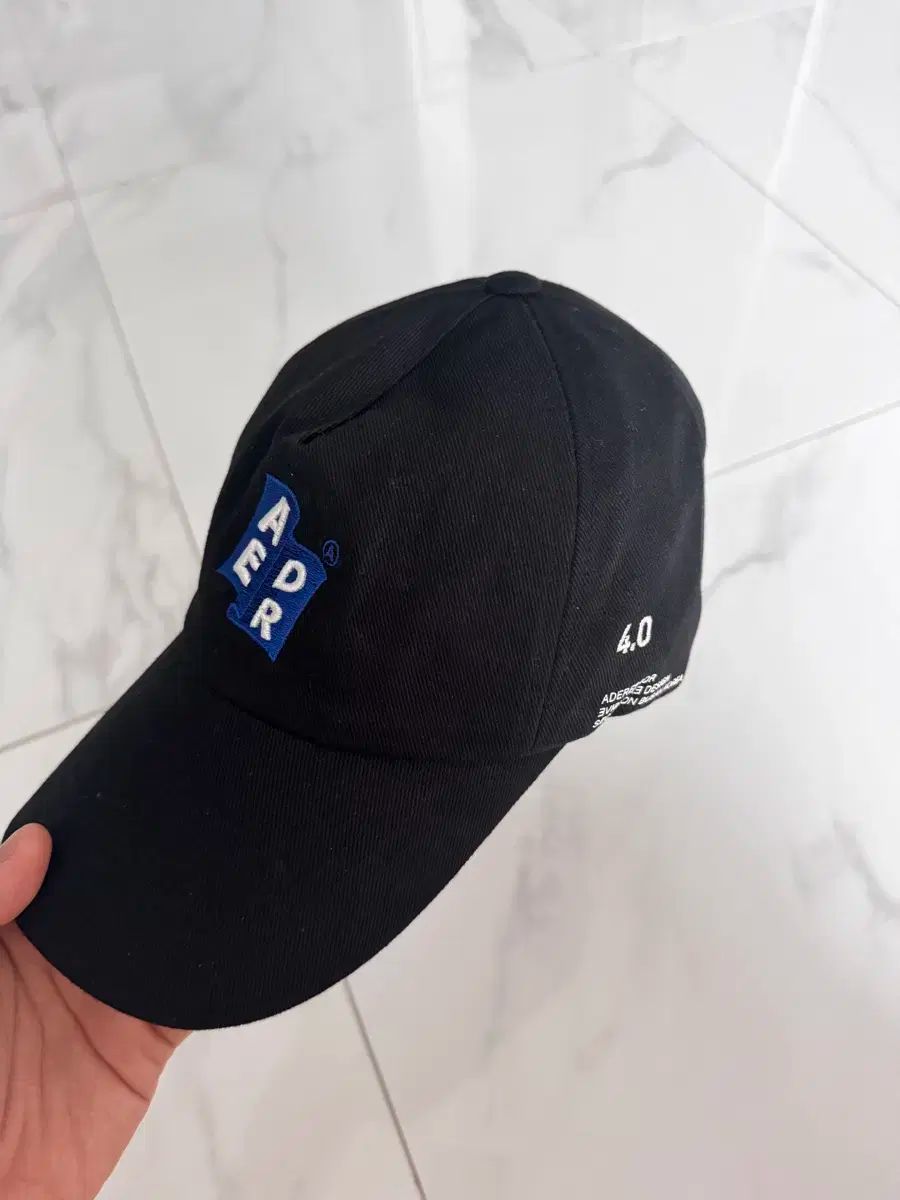 ADER ERROR アーダーエラー 書かれた 排他的 ボールキャップ A2 サイズ