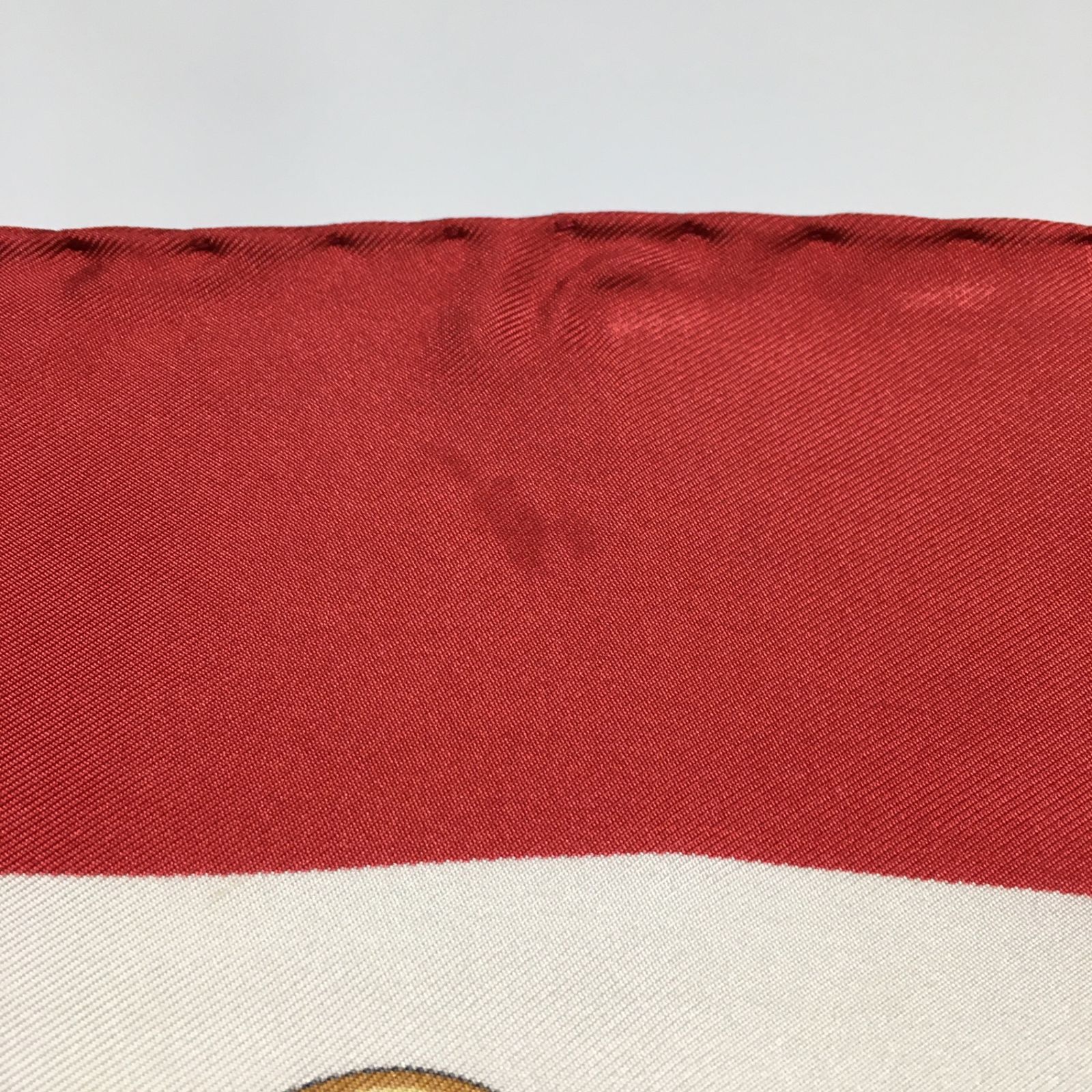 2508-265｜美品｜セリーヌ スカーフ レッド ホースビット タグあり 2508-265｜美品｜セリーヌ スカーフ レッド ホースビット タグ