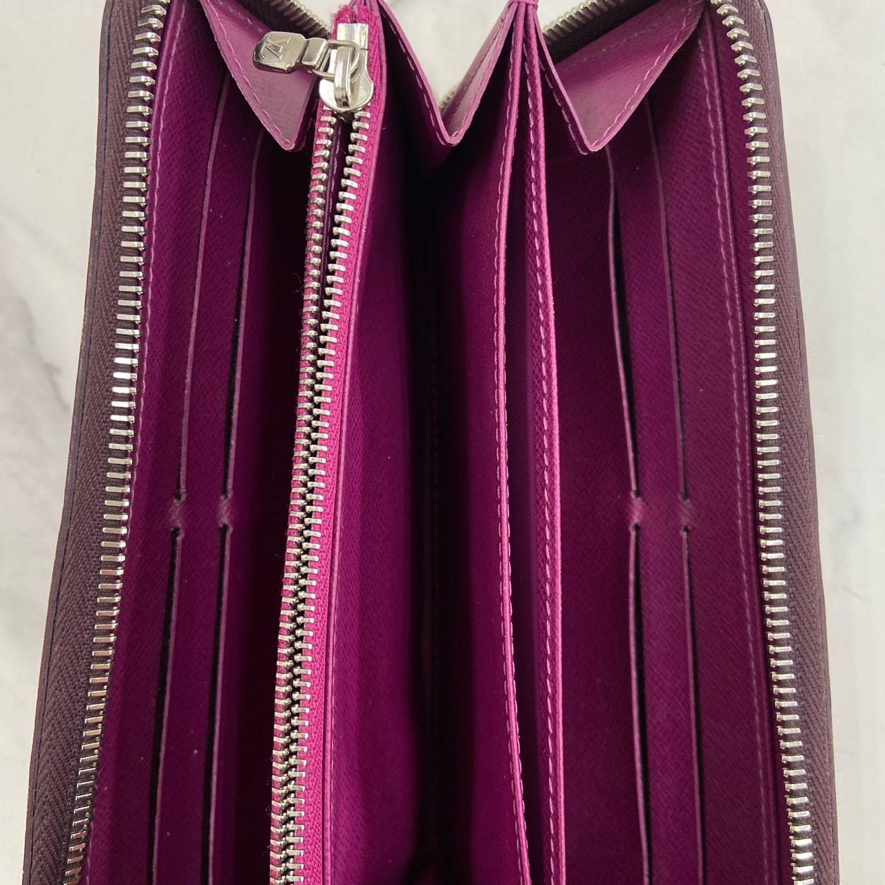 LOUIS VUITTON ルイヴィトン エピ ジッピーウォレット 長財布 CA3079