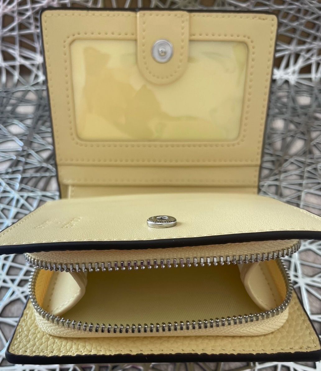 すぐ届く*COACH*スナップ ウォレット・チャーリーブラウン COACH OUTLET｜【COACH X PEANUTS】スナップ ウォレット