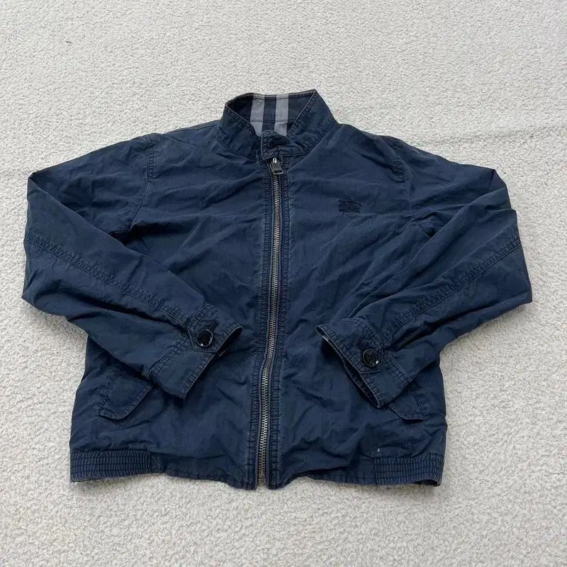 純正品| 8Y BURBERRY バーバリー トゥイーン リバーシブル ジャケット