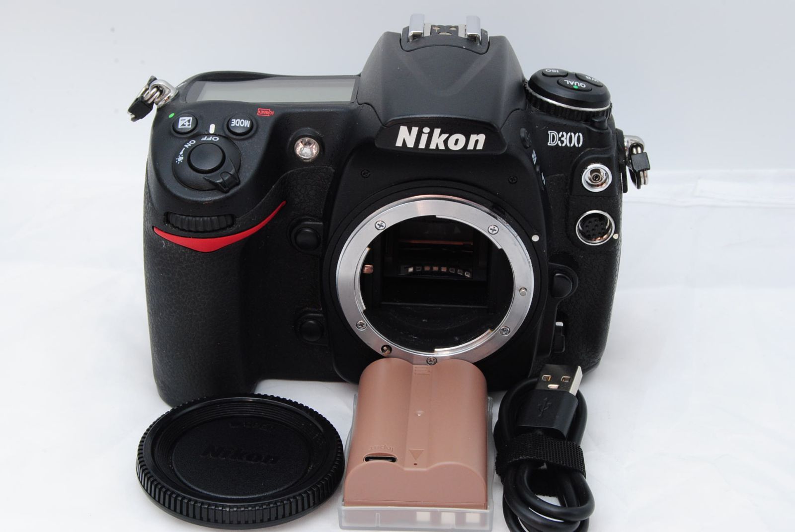 購入 美品 ☆ Nikon デジタル一眼レフカメラ D300 ニコン D300 ボディ