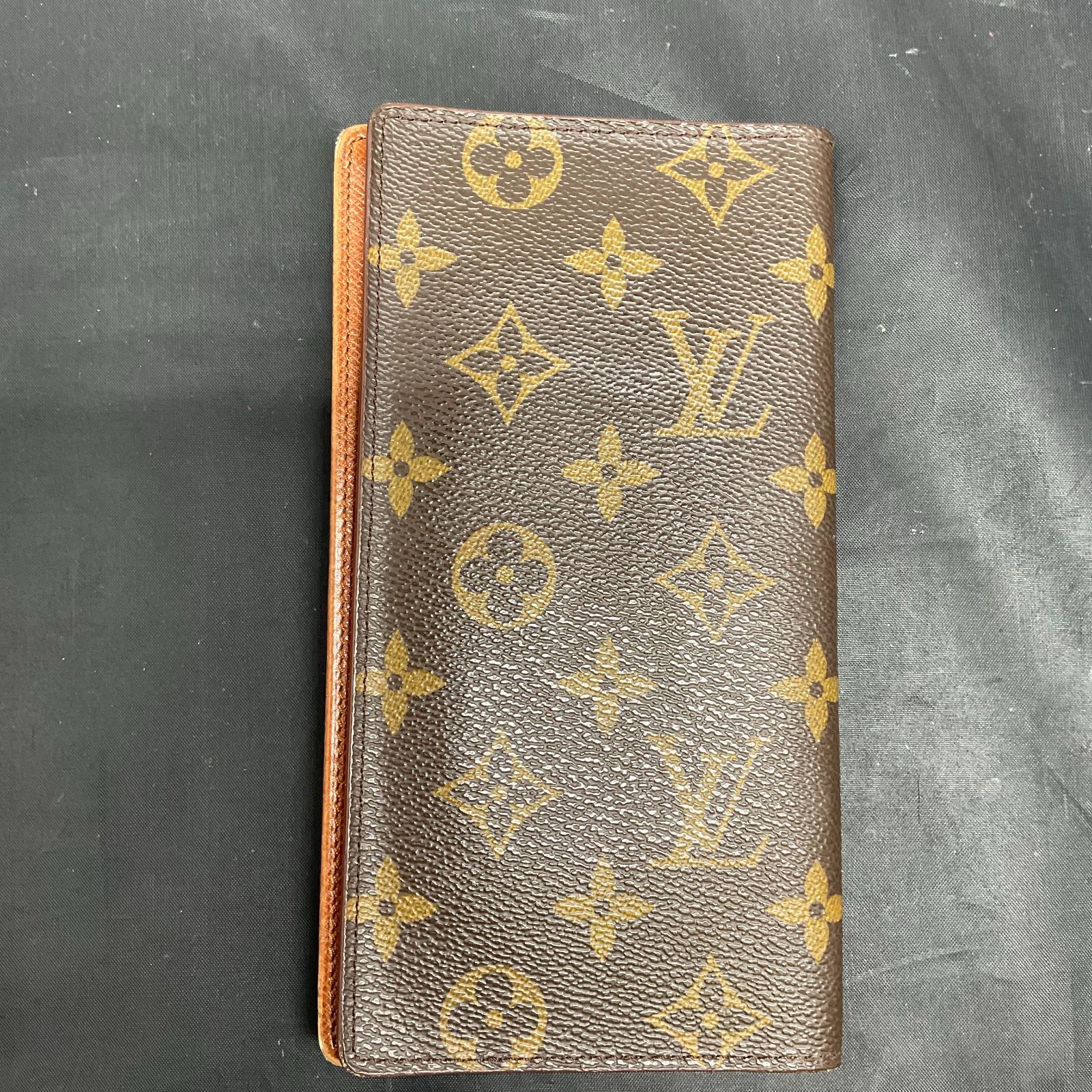 ルイヴィトン モノグラム 札入れ B25101223