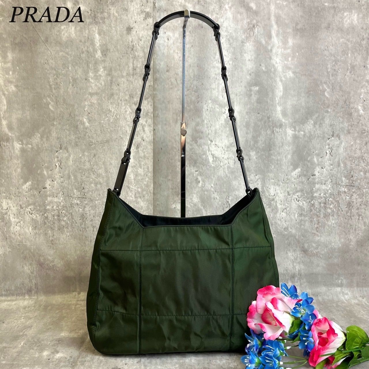 ✨良品✨ PRADA プラダ ワンショルダーバッグ トートバッグ 三角ロゴプレート シルバー金具 プラスチックハンドル 総柄 白タグ テスートナイロン  レディース カーキ 緑色