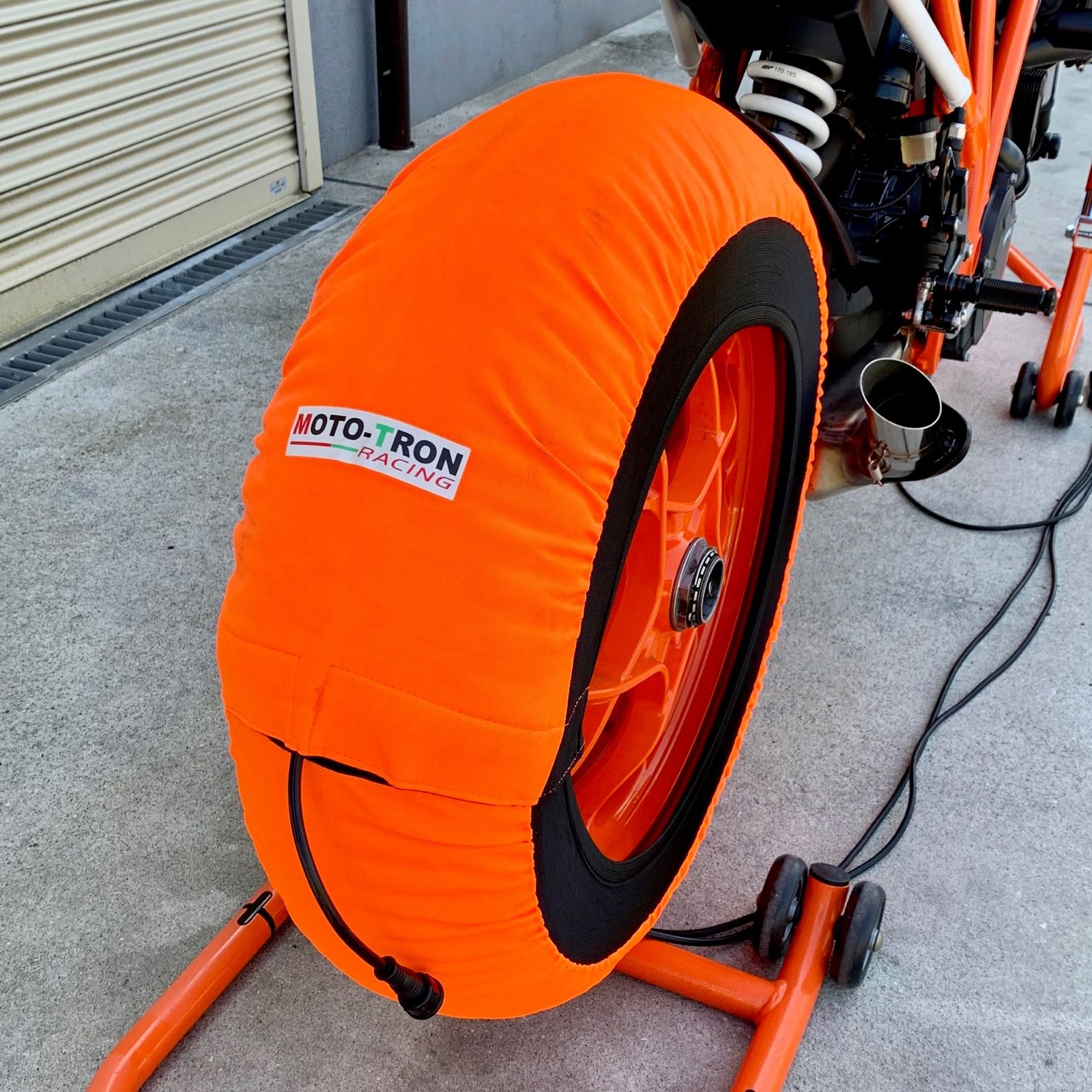 モトトロン 製 タイヤウォーマー 17㌅ FR120 RR200 オレンジ - メルカリ