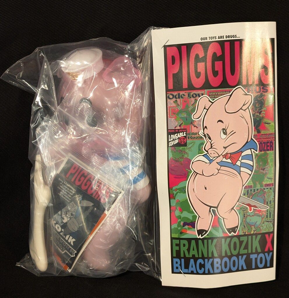 BlackBook Toy Frank Kozik Piggums Inner Skull OG - メルカリ