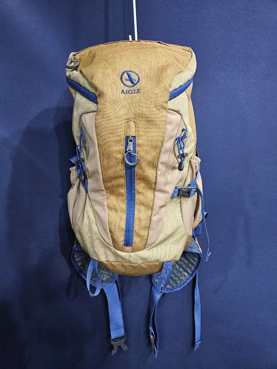 エーグル ツートン 28 リットル 登山 バックパックバッグ