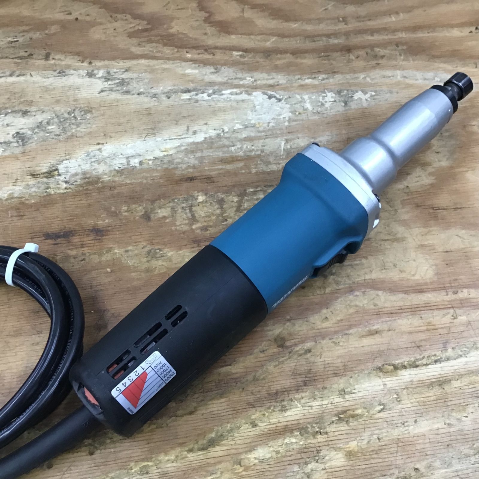 〇マキタ(Makita) 電子ハンドグラインダ 軸径6mm GD0800C