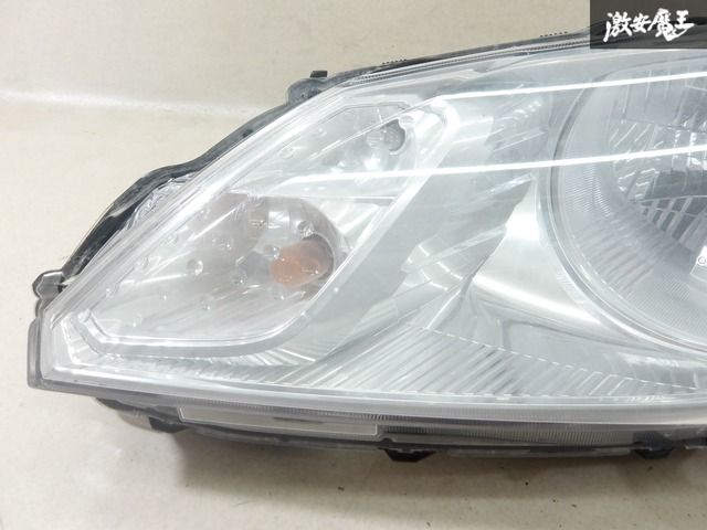 ホンダ　フリード＋ 左　ヘッドライト ホンダ 純正 フリード 《 GB3 》 左ヘッドライト P80100