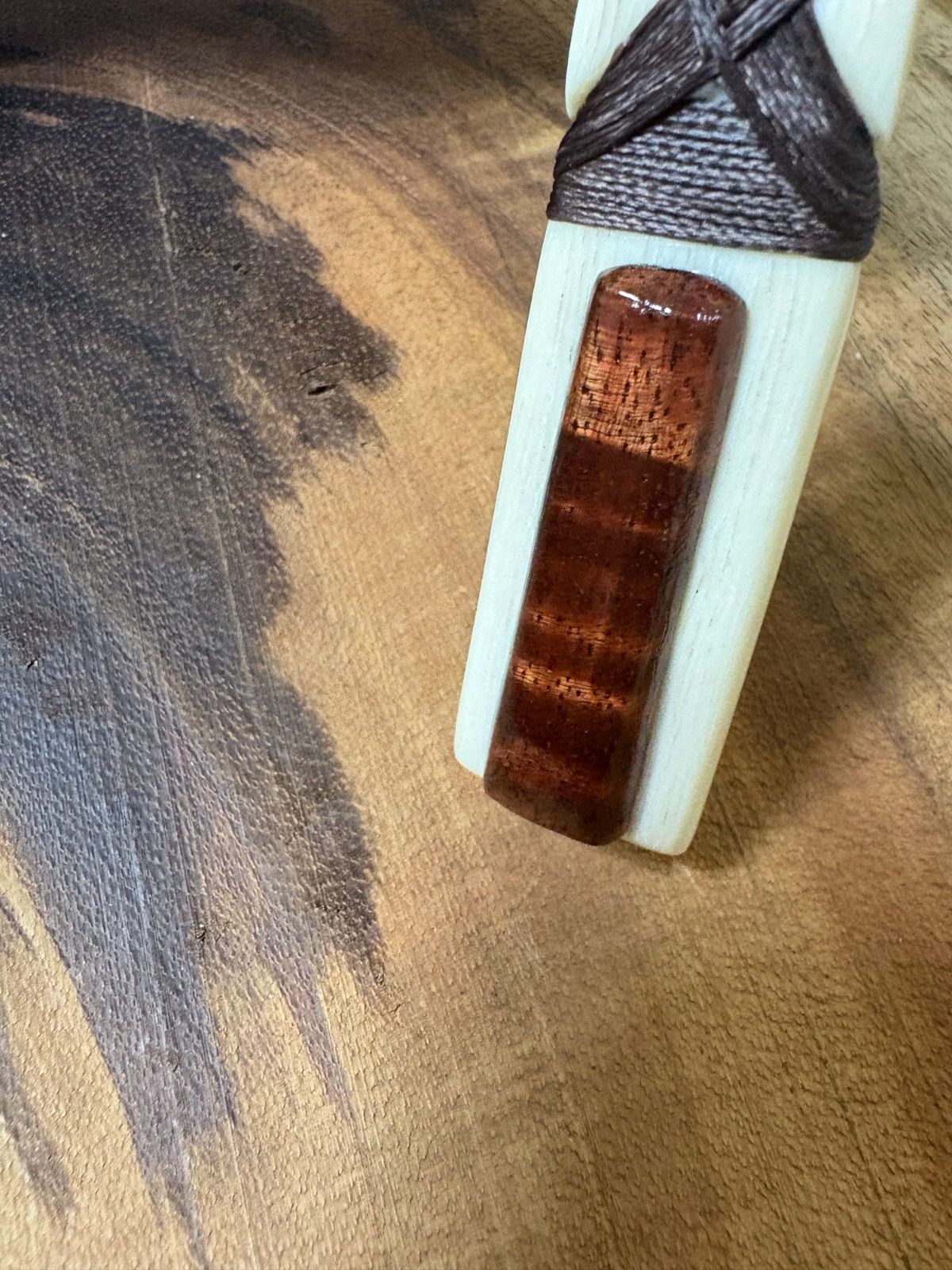 ボーンカービングネックレス(hksw-t1)Hei Toki ハワイアンコア