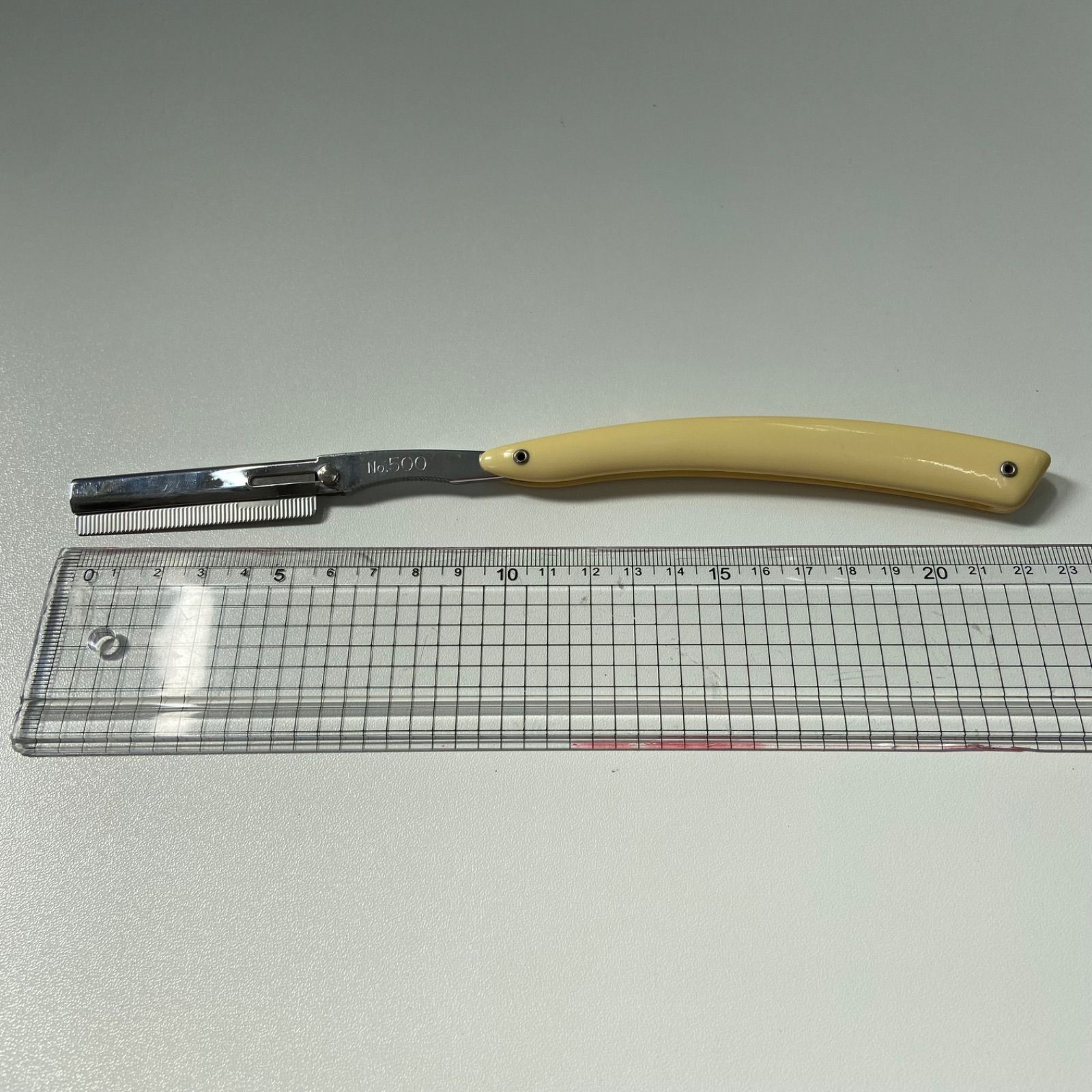 期間限定値下げ】西洋剃刀 カミソリ ストレートレザー 顔剃り 理容師