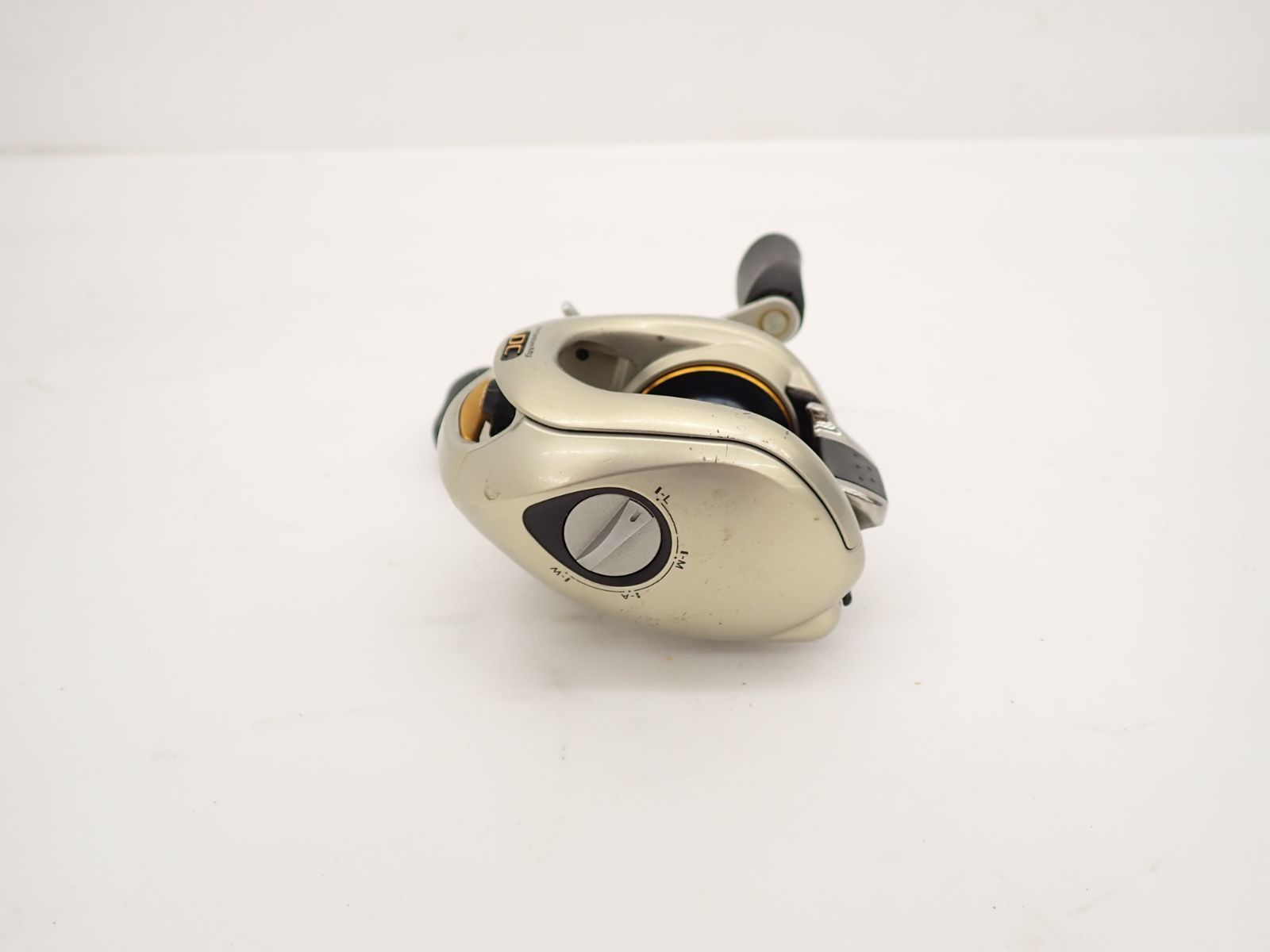 SHIMANO nium Mg DC 右巻き シマノ メタニウム DC 右 (リール) 価格比較 - 価格.com