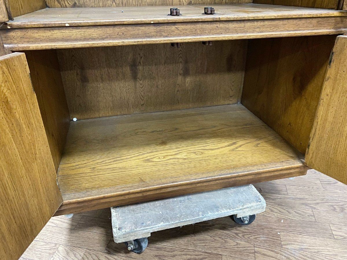 引取限定】ドレクセル/PASSAGE イルミネーションキャビネット/照明付き