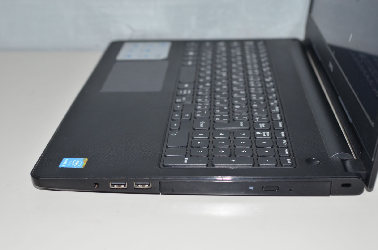 DELL inspiron3558 i5 SSD ノートパソコン 美品-