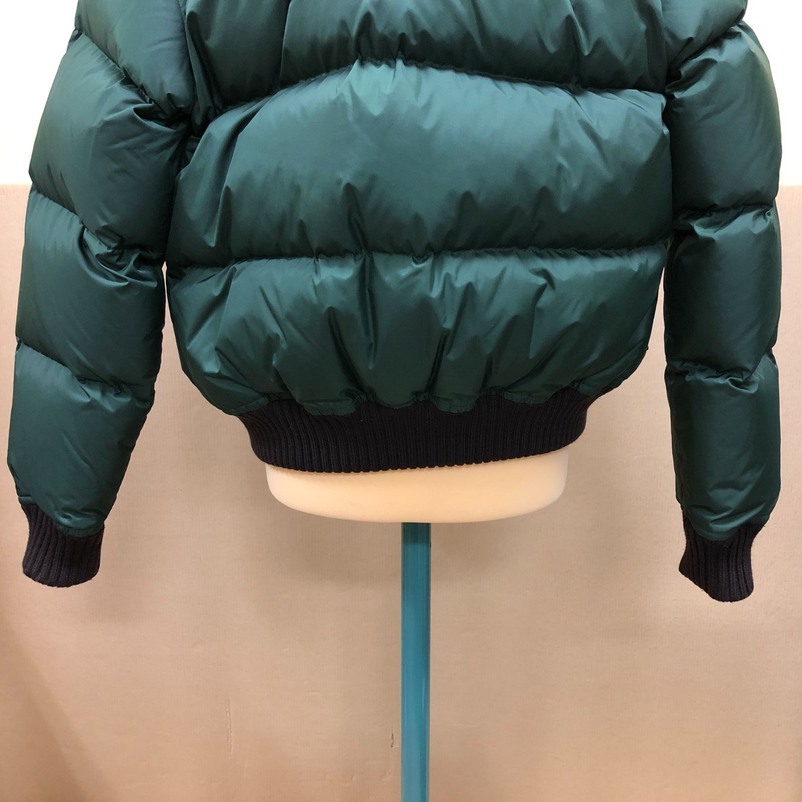 D1526 DSQUARED2 ダウンジャケット - メルカリ