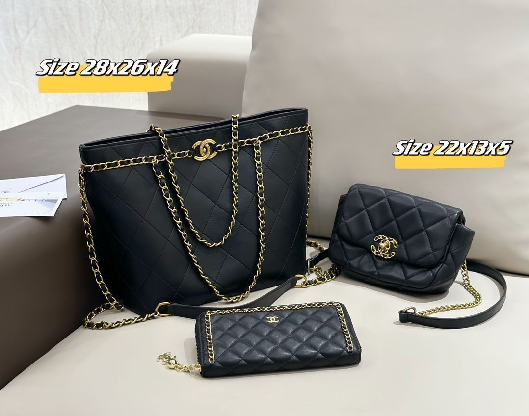 ✴️9/11(水)まで✴️特別セール価格✴️シャネル✴️リストバンド✴️バングル✴️希少✴️ nyc #manhattan #midtown #nyvibes #chanel