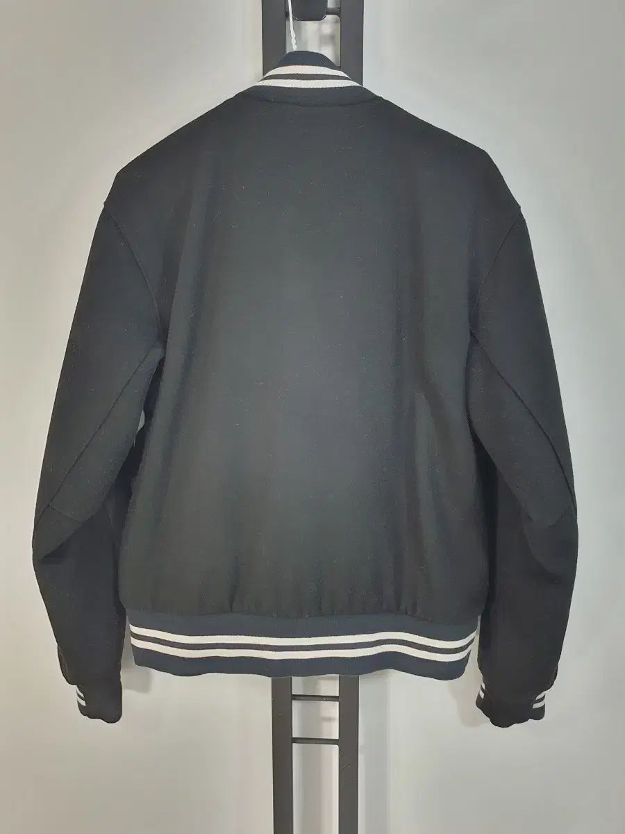 ナイキ バシティ nsw ウール アセンティック ブルゾン ジャケット ブラック s