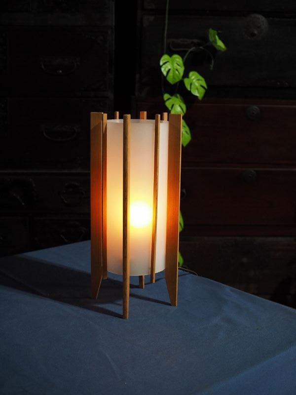 和モダンな電気スタンド 昭和後期 古録展 品番D6321