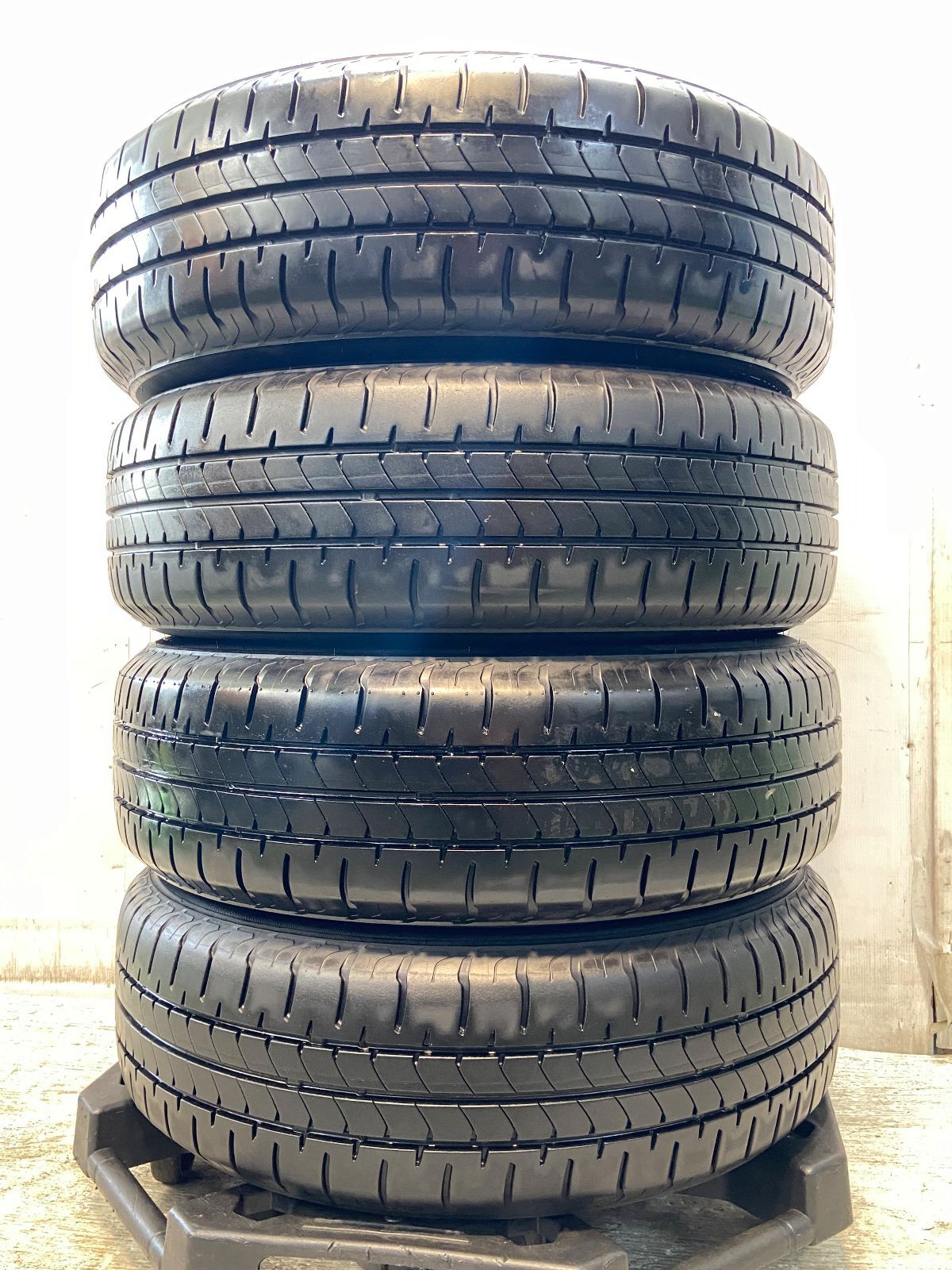 185/65R15 ブリヂストン NEWNO 日産純正 15x5.5 40 100-4穴 中古