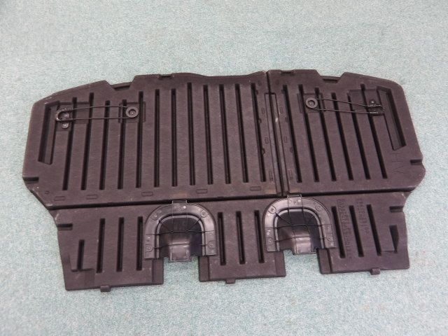 4FQ6074 LAV1 トヨタ ヴォクシー ZWR80G 前期型 ハイブリッド V ラゲッジボード 58410-28100 BRIGHTFACE_UK