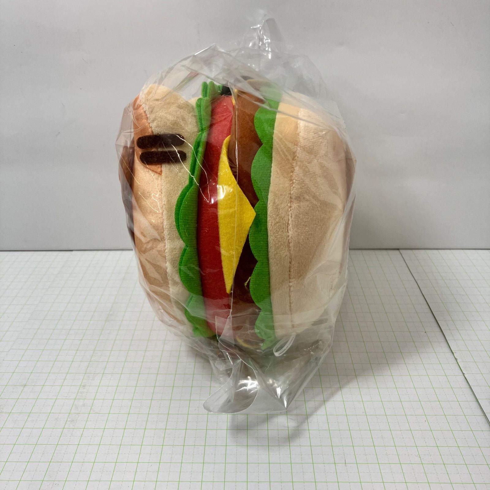瀬戸店】未開封 獅白ぼたん SSRBバーガーぬいぐるみ 活動4周年
