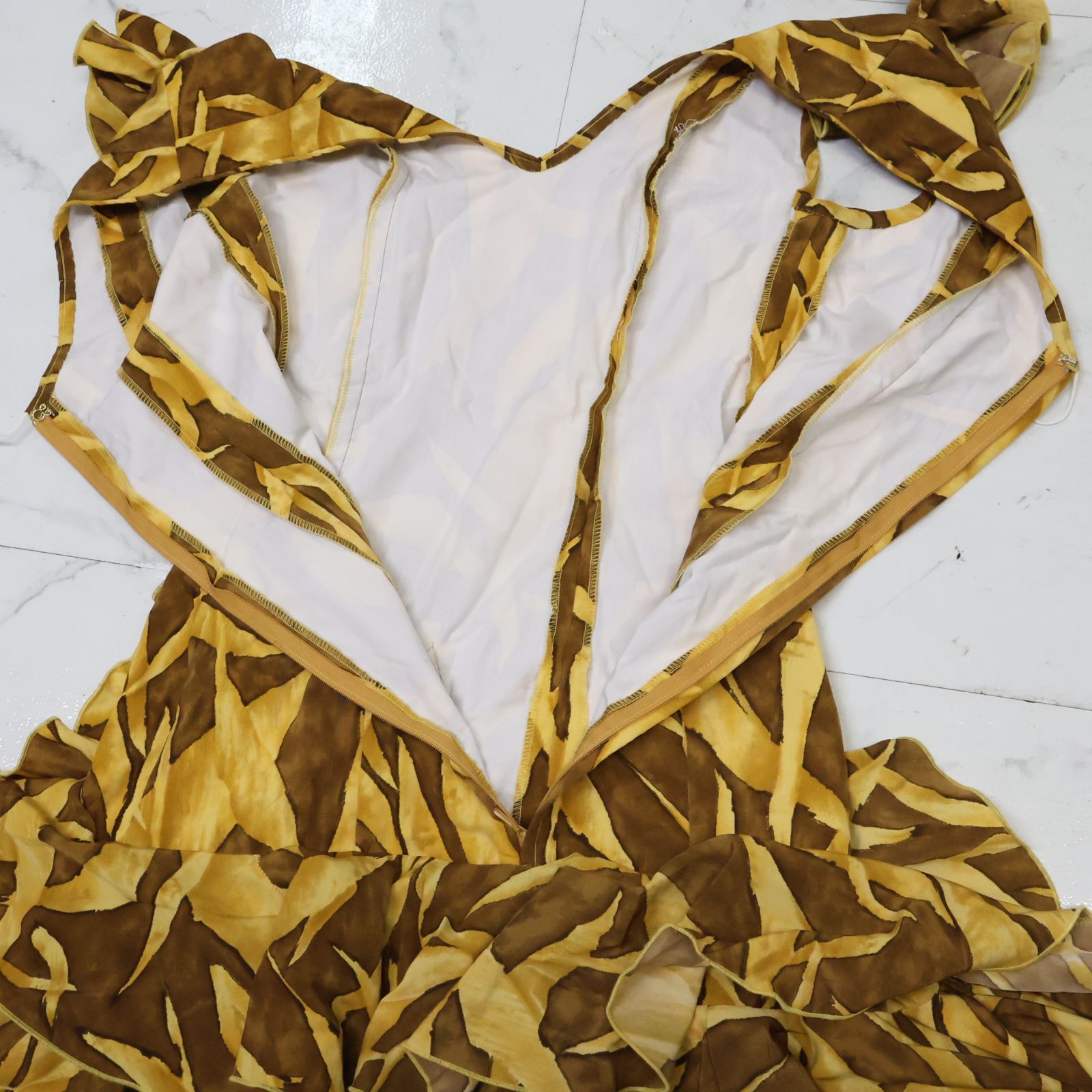 【美品 フラメンコ衣装】イエロー ワンピース ドレス ボランテ フリル ドット 美品 フラメンコ衣装】イエロー ワンピース ドレス ボランテ
