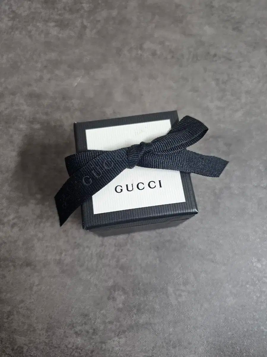 「高評価！」注目のレビュ GUCCI(グッチ) ミニスカーフ - メルカリ 小物