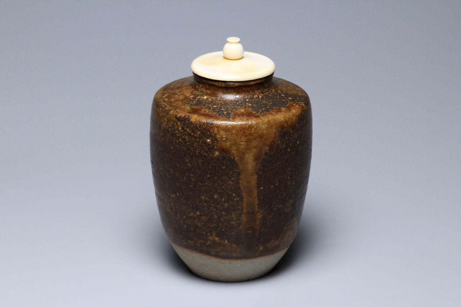 曹東憲　茶入　共箱　茶入れ　古美術品　骨董品　【正一古美術】 曹東憲 茶入 共箱 茶入れ 古美術品 骨董品 【正一古美術】 L06080