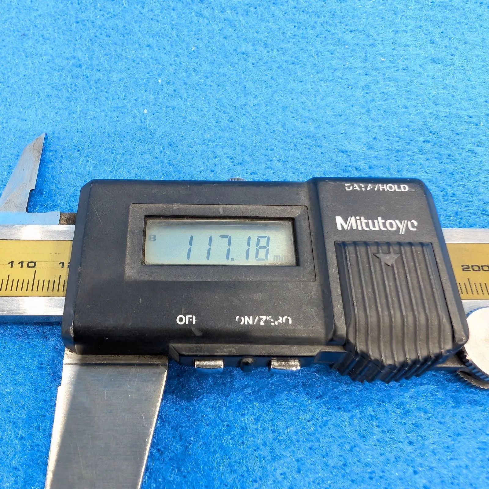 ミツトヨデジタルノギス Amazon | ミツトヨ(Mitutoyo) クーラントデジマチックノギス 500