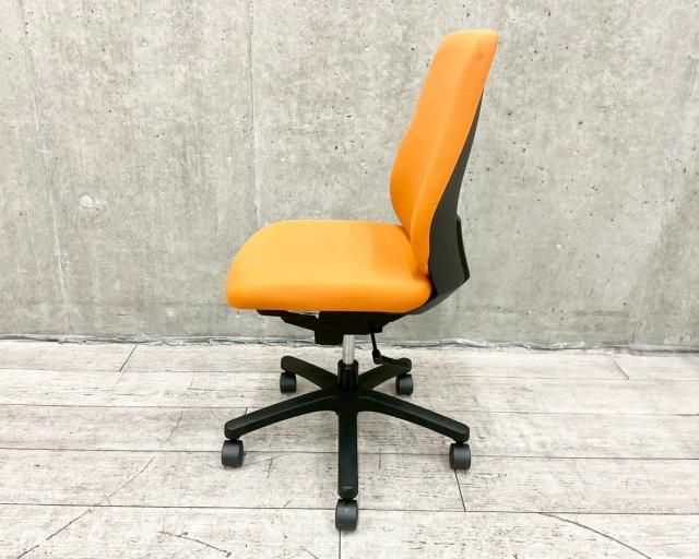 イトーキ ITOKI 製 トルテRKZ-230GB-T1D3 IB