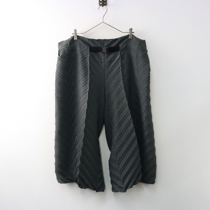 美品 me イッセイミヤケ プリーツ ワイドパンツ F ベルト調整付 ガウチョ 美品 ミー イッセイミヤケ me ISSEY MIYAKE ベルテッドプリーツワイド
