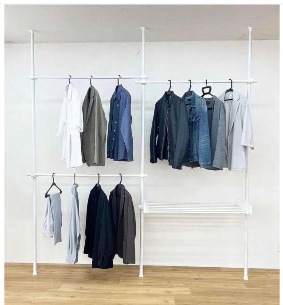 北海道2本ハンガーラック 突っ張り 4段 伸縮 収納 黒 新生活 1833