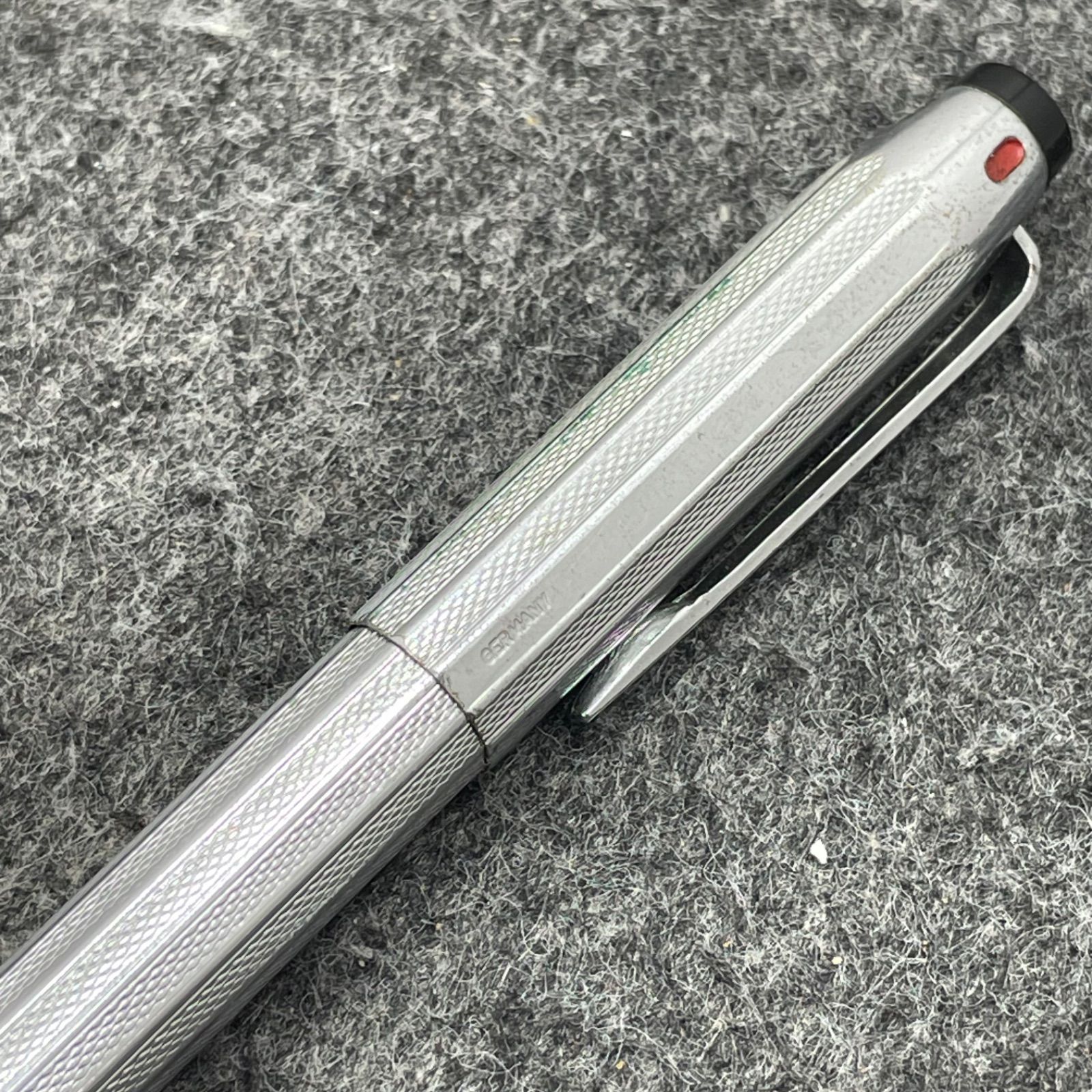 PE1267□モンブラン pix o mat 4色ボールペン レア 廃番 シルバー