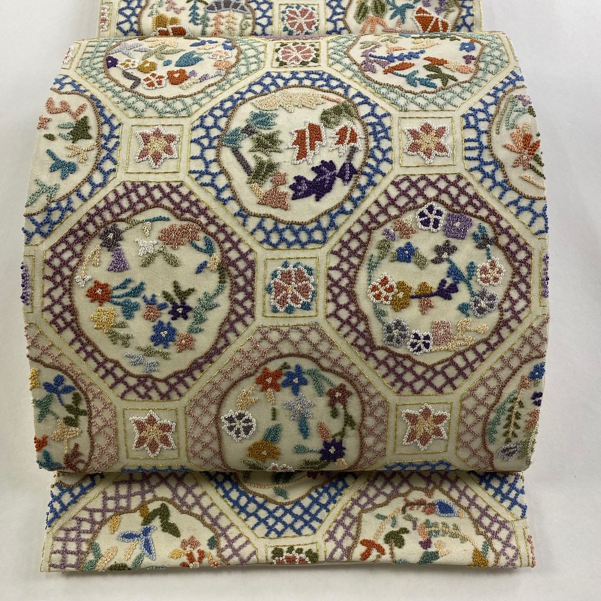 袋帯 蜀江文 草花 相良刺繍 金糸 ベージュ 六通 正絹