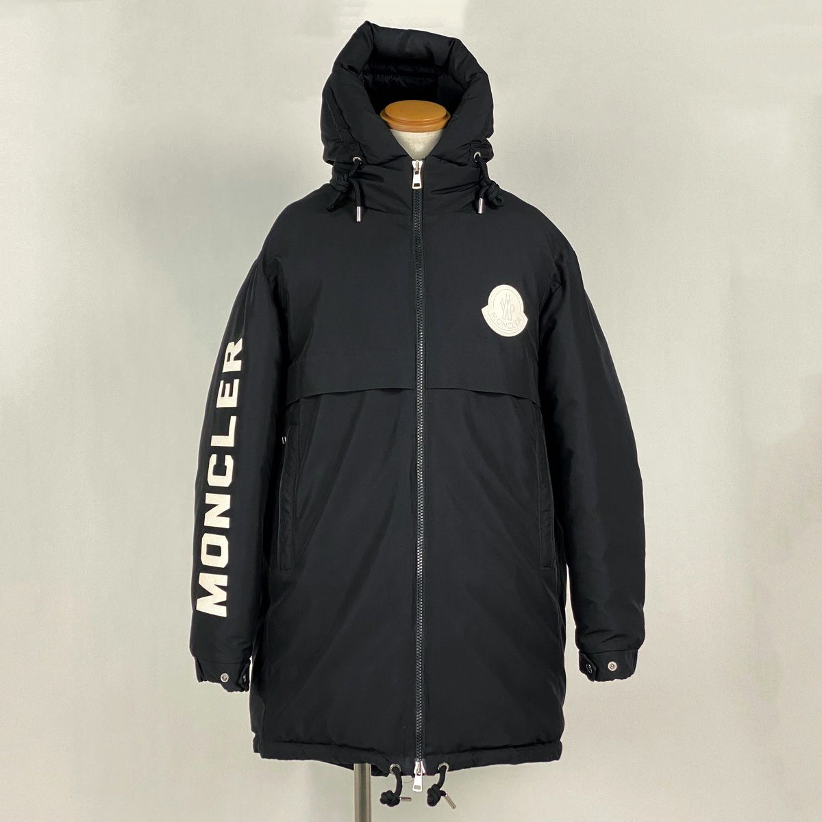 Moncler☆関税込☆ダブルジップ ブラック ダウンジャケット MONCLER (モンクレール) ダブルジップ ショートダウンジャケット