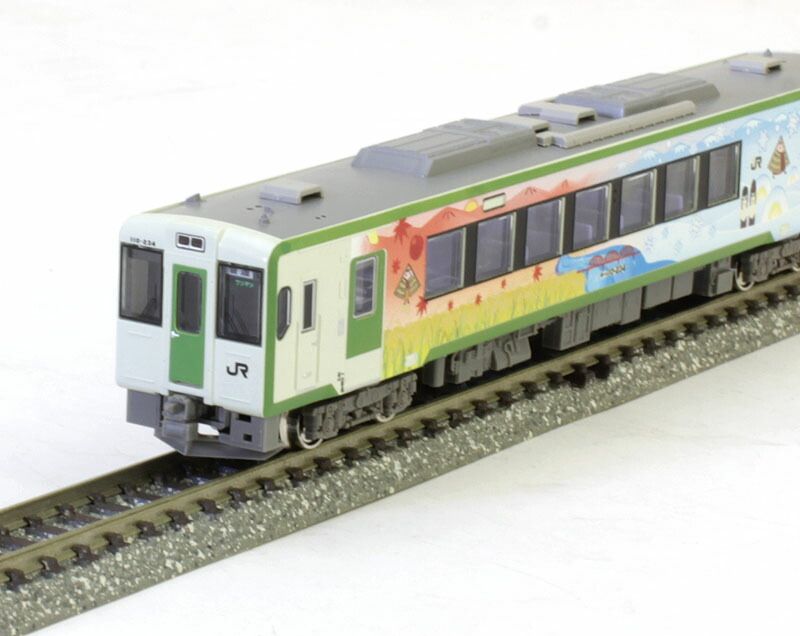 50588 JRキハ110形（200番代・飯山線の四季ラッピング）1両単品 JRキハ110形（200番代・飯山線の四季ラッピング）1両単品（動力