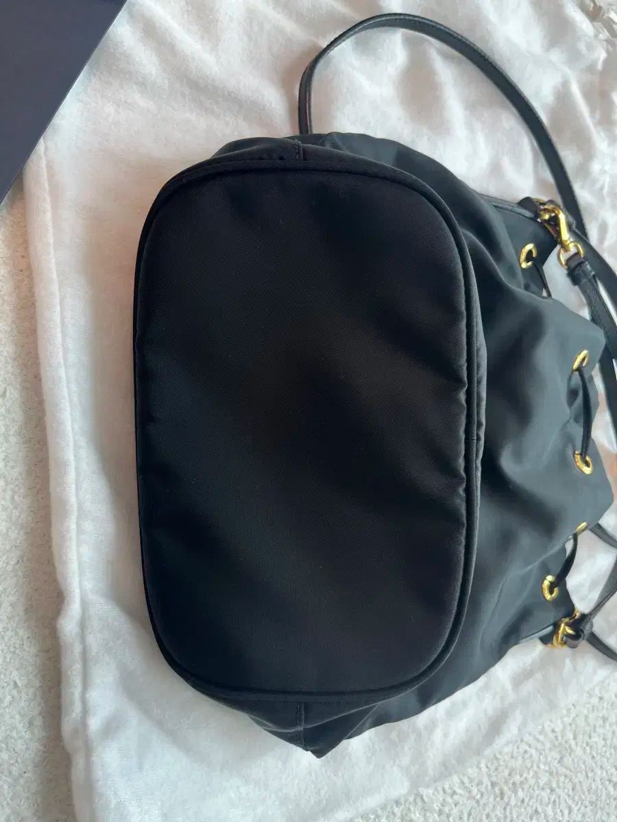 Prada ナイロンバケットバッグ