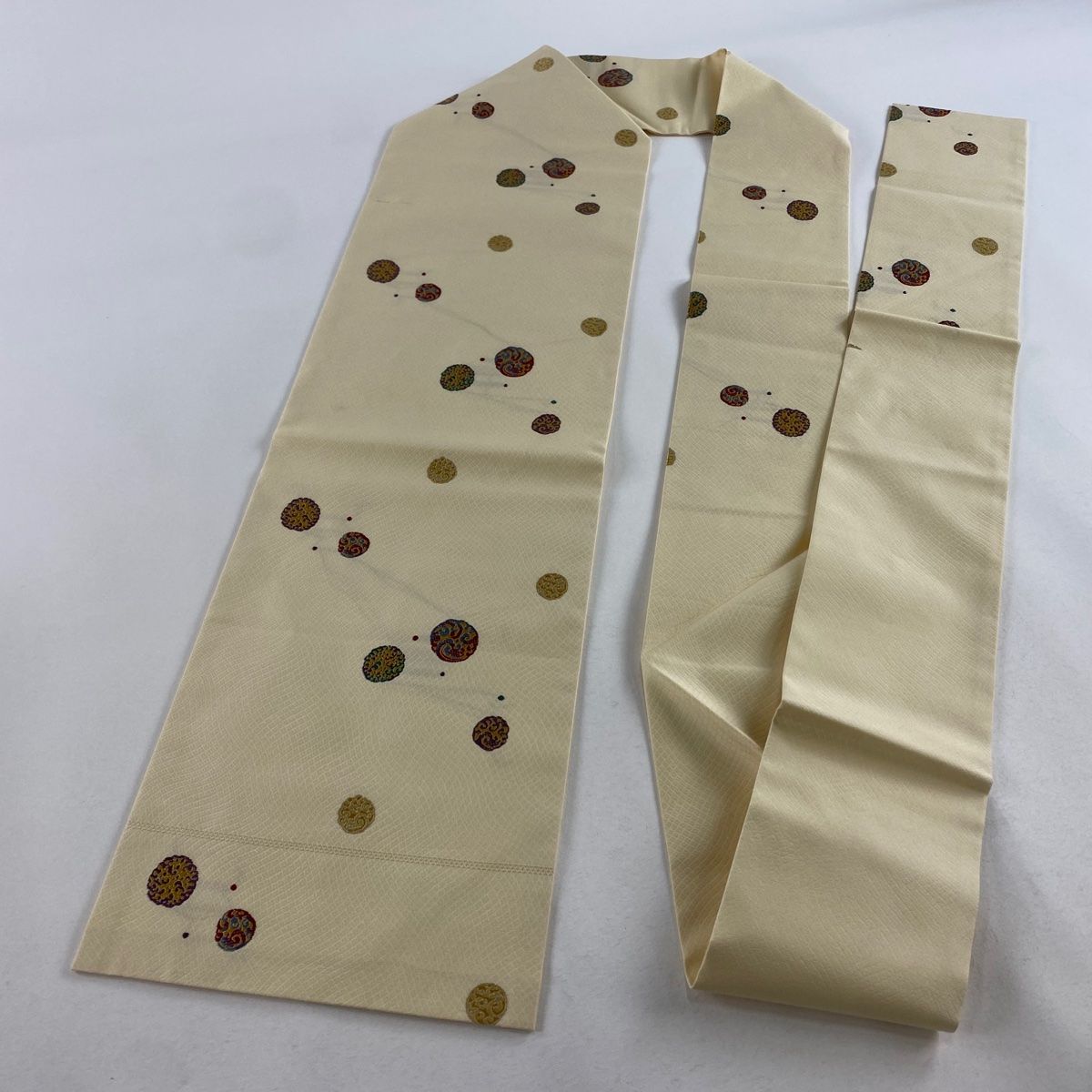 全通　ベージュ 曲線　名古屋帯　美品　正絹 名古屋帯 秀品 幾何学模様 ベージュ 正絹 【中古】 - メルカリ