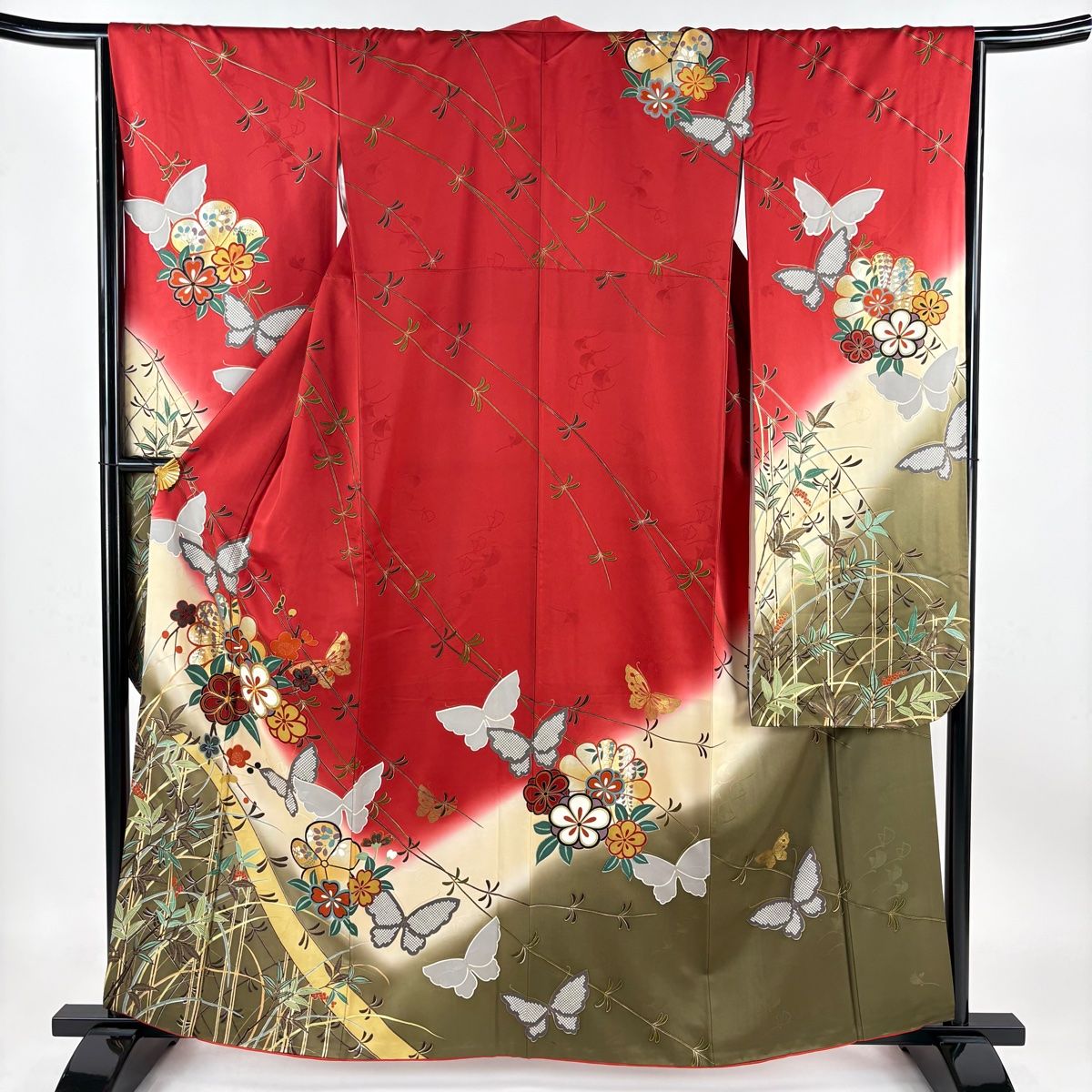 振袖 身丈160.5cm 裄丈65.5cm M 袷 梅 蝶 金糸 金彩 赤 正絹 秀