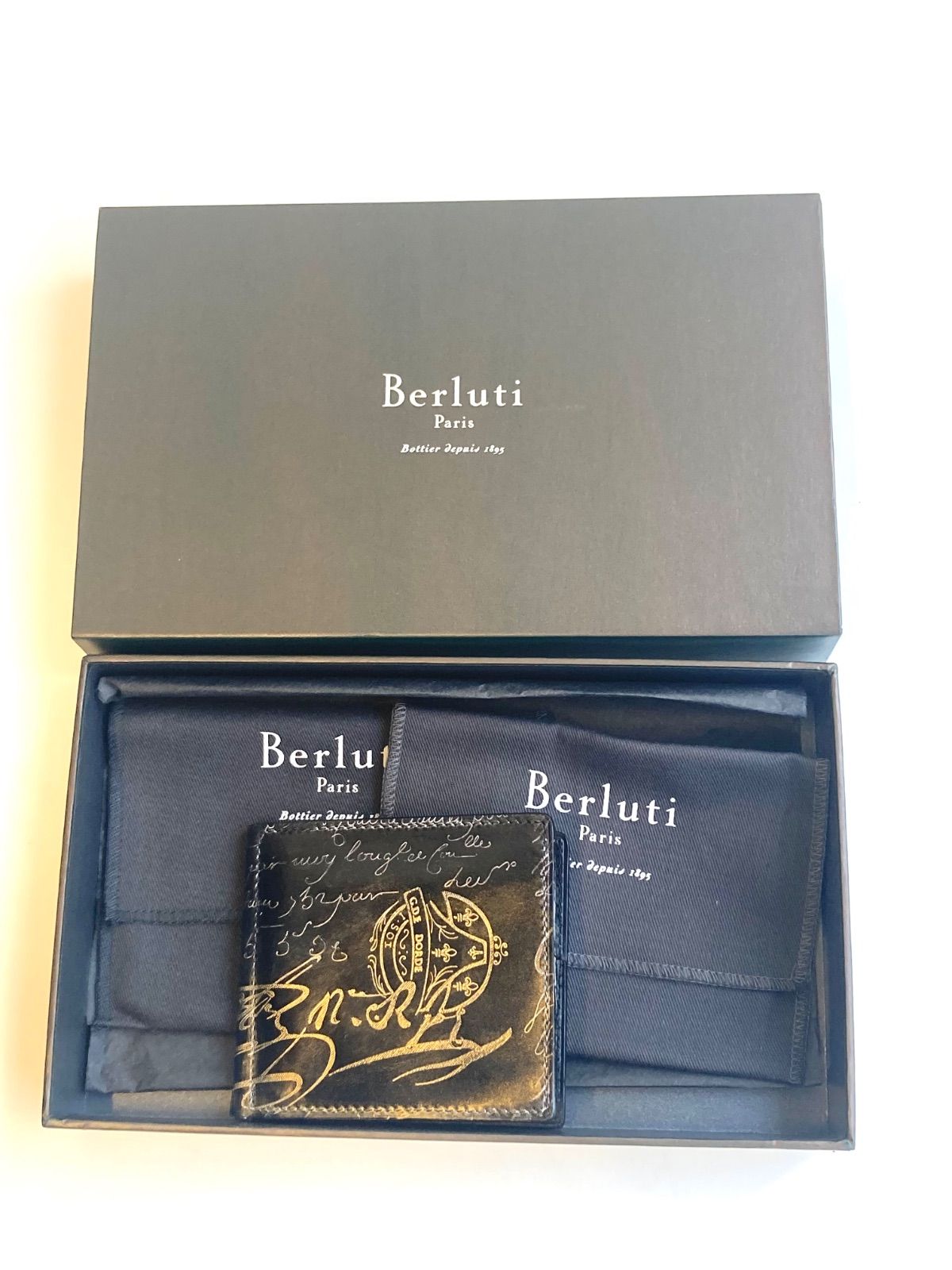 【美品】ベルルッティ マネークリップ ゴールデンパティーヌ カリグラフィ Berluti ベルルッティ 美品 グリーン×ゴールデンパティーヌ