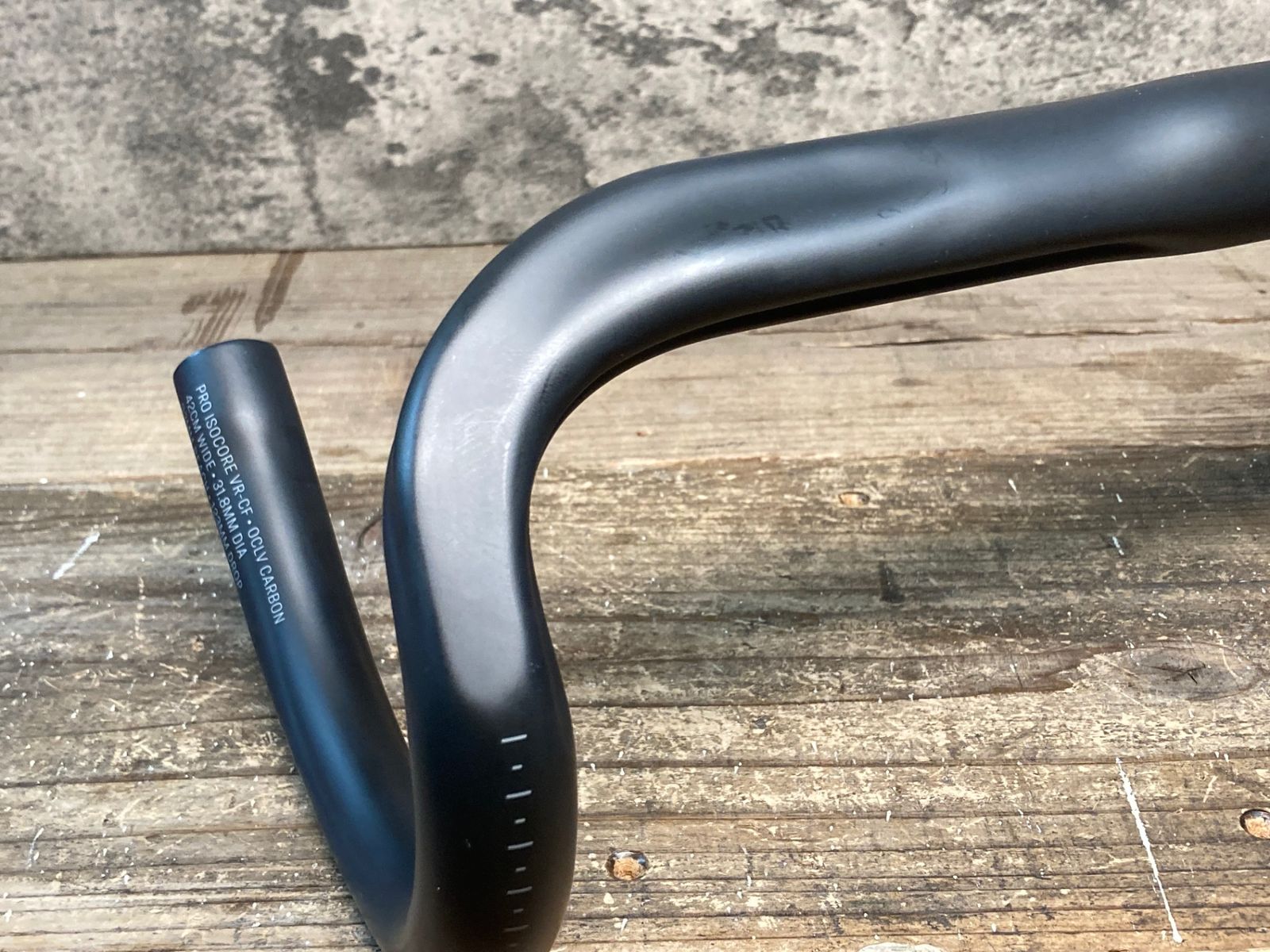 ボントレガーISOCORE PRO VR-CF カーボンハンドル 42cm