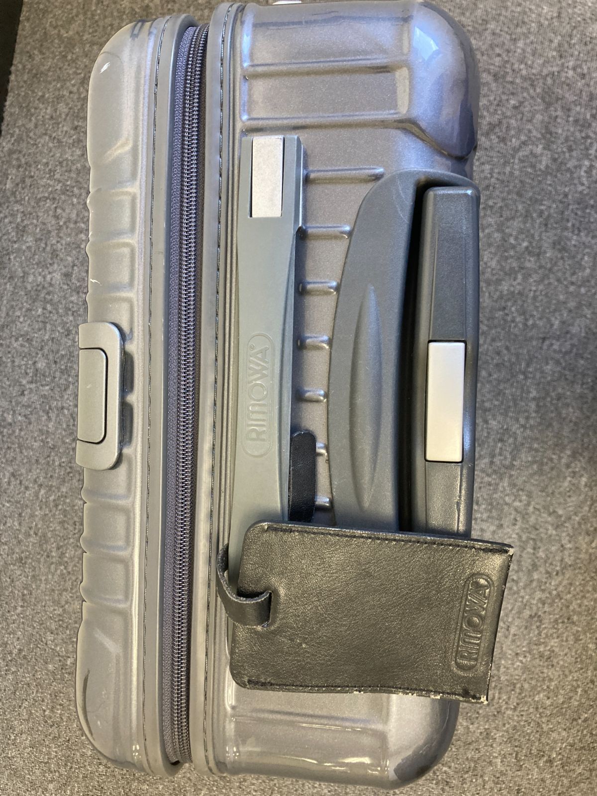 RIMOWA（リモワ）ポリカーボネート サルサ 2輪 32L シルバー系