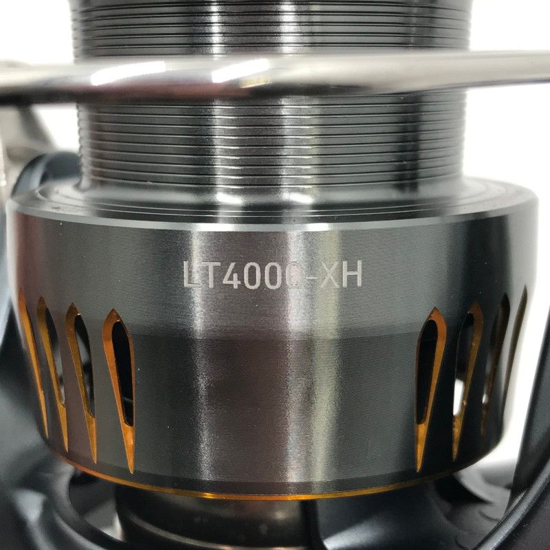 4000-XH スピニングリール