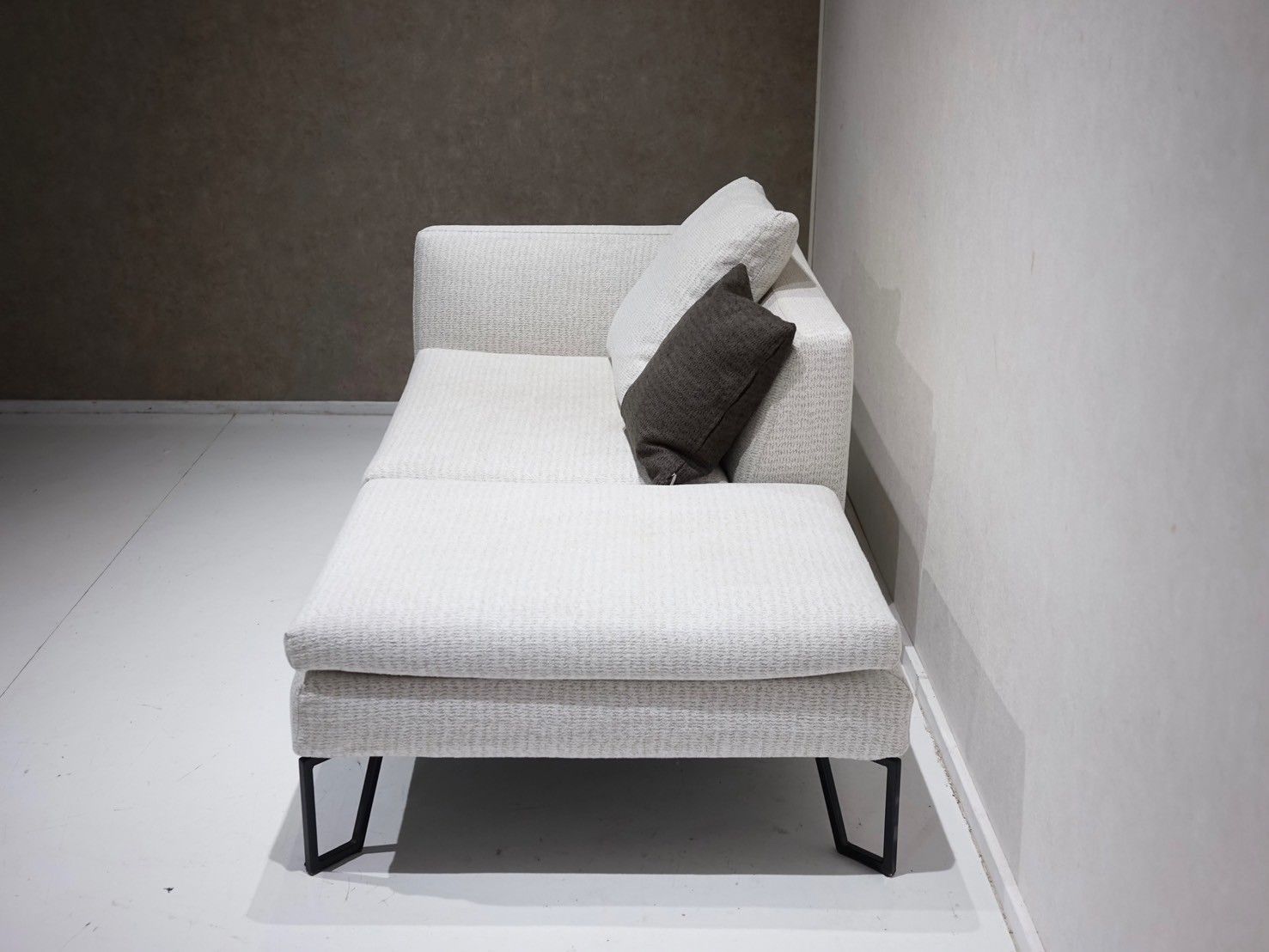 ３点セット130万円HUKLAフクラ FINANCIERフィナンシェカウチソファ FINANCIER｜SOFA｜PRODUCTS｜国産家具メーカー HUKLA｜日本フクラ