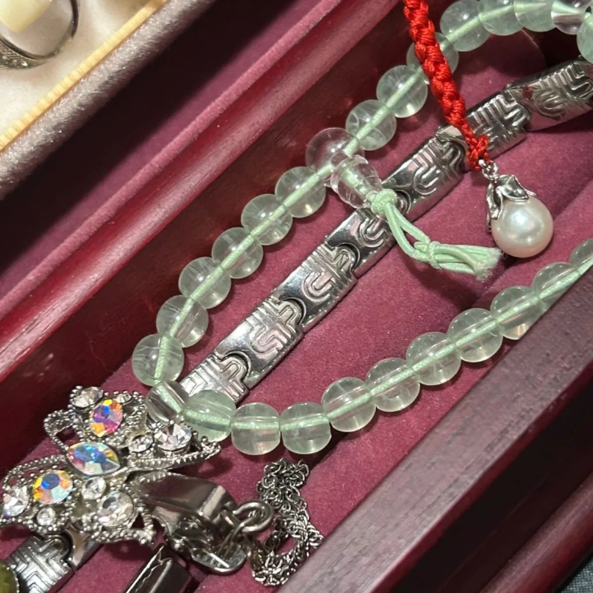 【生前整理　遺品整理】　ネックレス　ブローチ　ネクタイピン　アクセサリーおまとめ 遺品整理 生前整理 アクセサリーまとめ売り ブローチ ネックレス